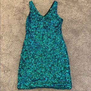 Green Sequined dress
